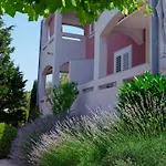 Buka Calm I By Interhome *